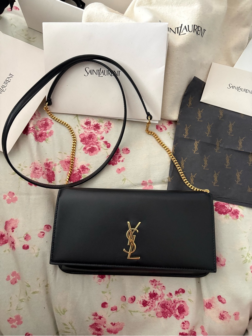 Saint Laurent Black Leather Cassandra phone bag BRAND NEW - Picture 2 of 7